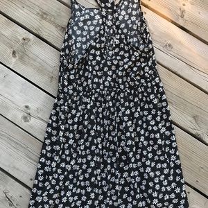 Forever 21 Dresses - NWOT! Forever 21 Daisy skater mini dress. Size M Forever 21 Dresses - NWOT! Forever 21 Daisy skater mini dress. Size M